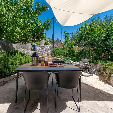 California Apartment