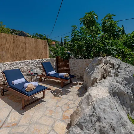 California Apartment