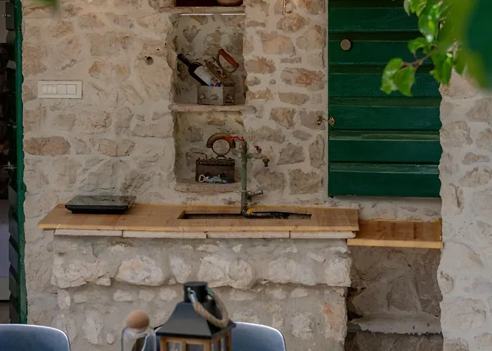 California Apartment *