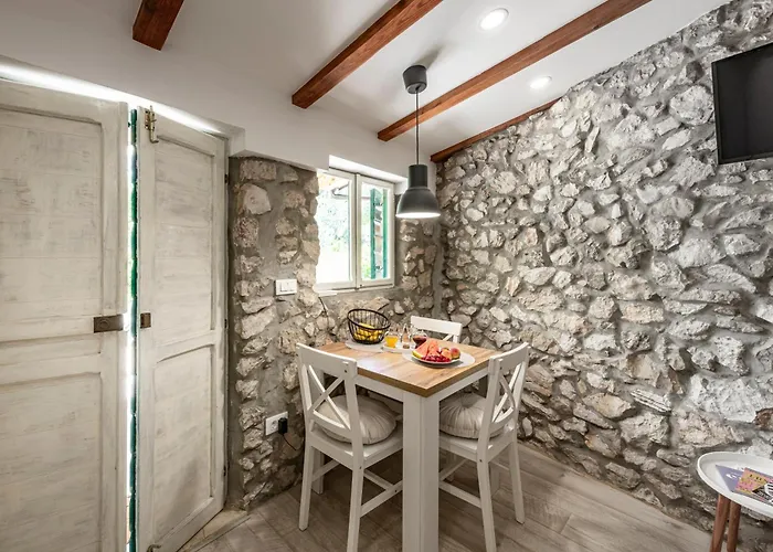 Apartment California