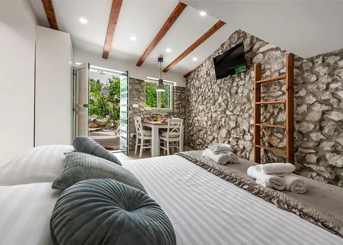 Apartment California Celopeci